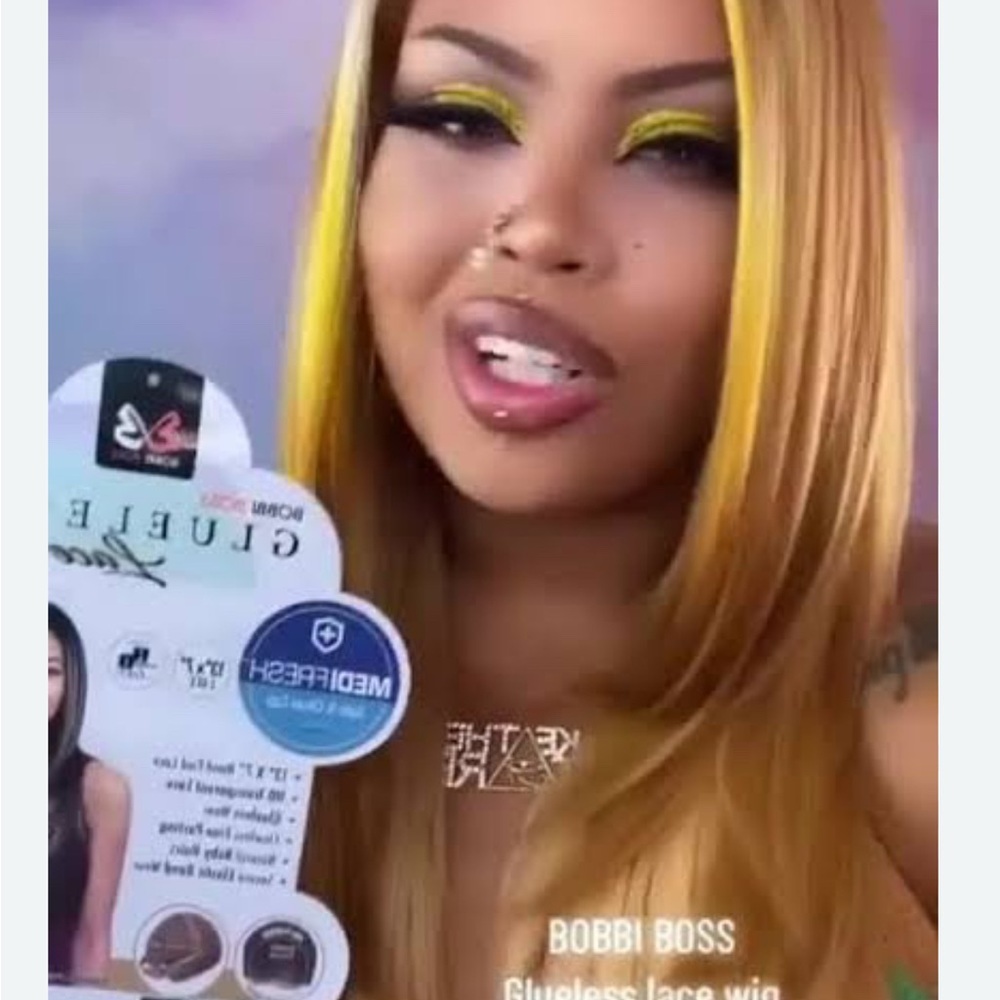 Bobbi boss Catherine t60/gold Glueless Lace Wig -